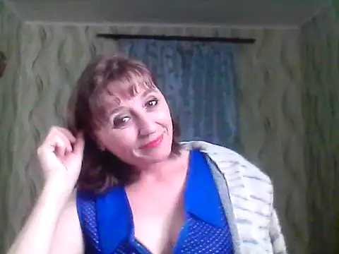 Alisaprice077 online show from 04/29/26, 05:52