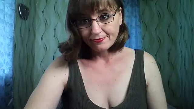 Snapshot of Alisaprice077 chatting on 06/19/26, 09:24 Alisaprice077 online show from 06/19/26, 09:24