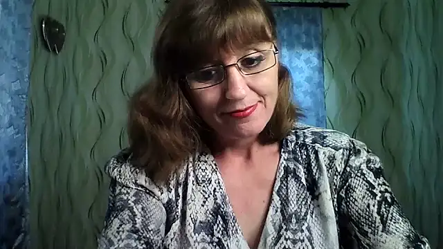 Snapshot of Alisaprice077 chatting on 07/06/26, 03:25 Alisaprice077 online show from 07/06/26, 03:25
