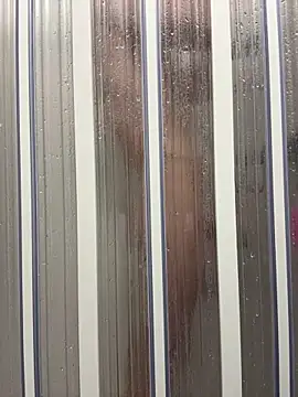 lion-rouge online show from 03/17/26, 08:34