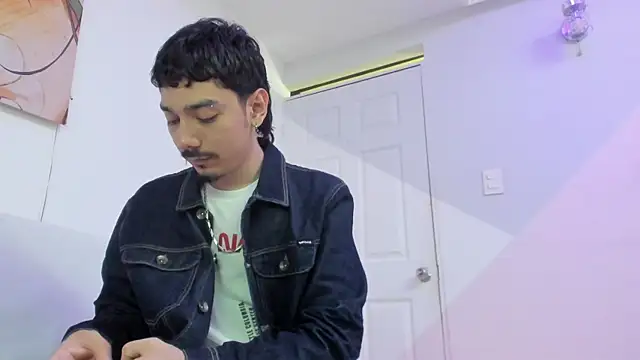 finn jackson online show from 03/26/26, 07:52