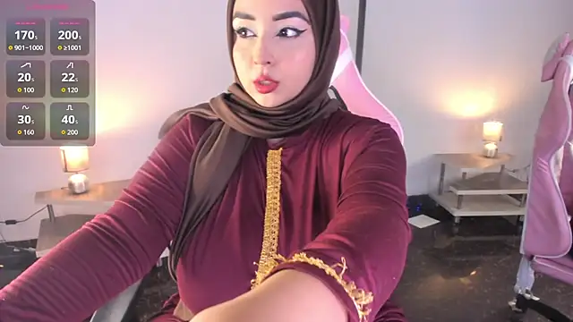 Snapshot of ThanaSaadii chatting on 05/08/26, 05:13 ThanaSaadii online show from 05/08/26, 05:13
