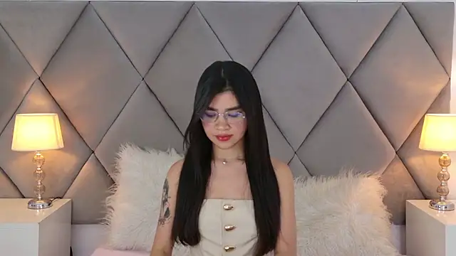OliviaDiaz online show from 06/02/26, 08:11