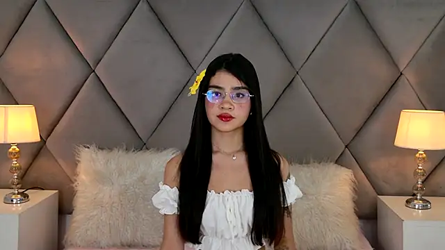 OliviaDiaz online show from 06/08/26, 08:20