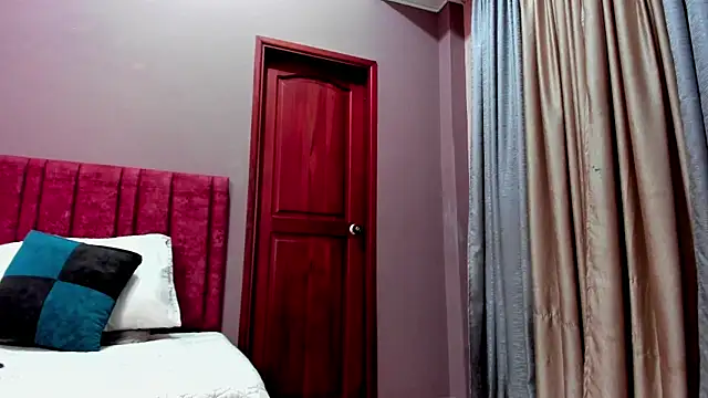 FreyaCameron online show from 04/25/26, 01:52