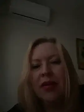 JanieLight53 online show from 05/15/26, 11:23