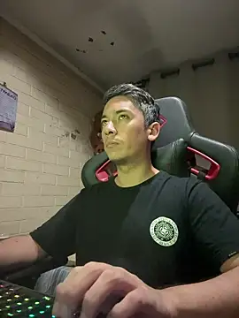 Cr1sXPorn online show from 03/25/26, 01:00