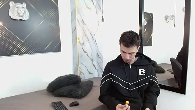 KingOfTemptation online show from 04/24/26, 04:04