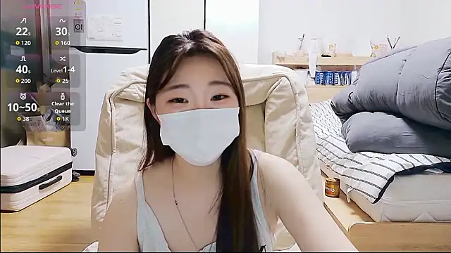 Snapshot of Berry_Chuu chatting on 05/12/26, 06:05 Berry Chuu online show from 05/12/26, 06:05