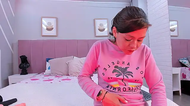 NatyBliss gh online show from 03/26/26, 05:24