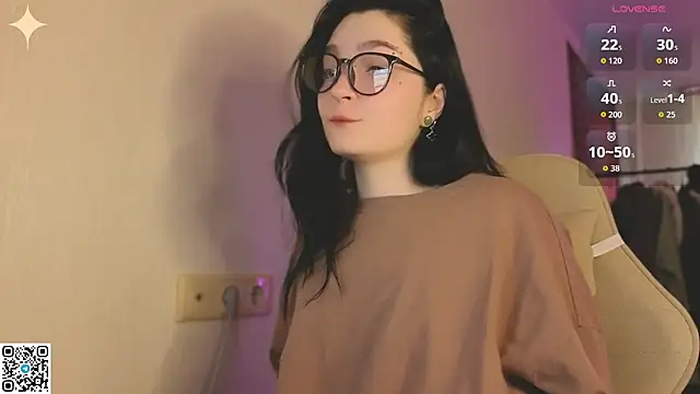 Luna Moon13 online show from 04/19/26, 01:27