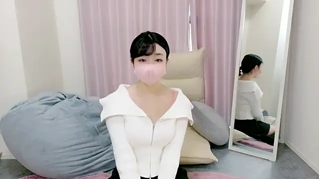 Yu-ko  online show from 03/19/26, 05:44