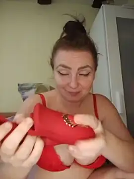 Bella-Monroe online show from 04/15/26, 04:36