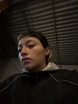 baby akuma online show from 04/25/26, 03:53