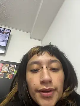Snapshot of baby_akuma chatting on 06/20/26, 02:58 baby akuma online show from 06/20/26, 02:58