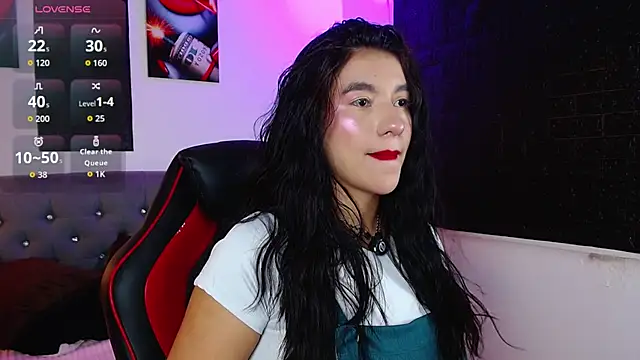 Snapshot of Victoria_Rous chatting on 03/09/26, 08:24 Victoria Rous online show from 03/09/26, 08:24