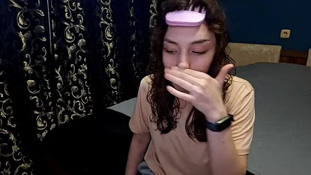 CindyLight online show from 04/19/26, 04:17