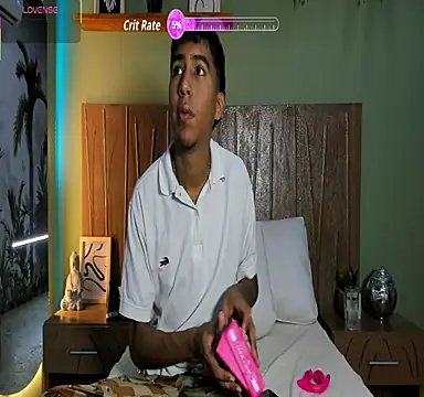 Snapshot of Ender_h0tt chatting on 08/03/26, 08:23 Ender h0tt online show from 08/03/26, 08:23