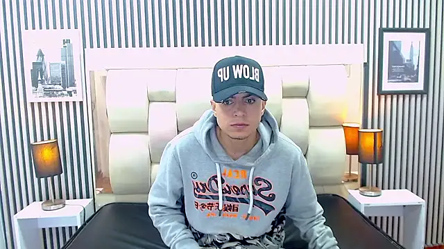 Alex Wolft online show from 03/12/26, 11:49