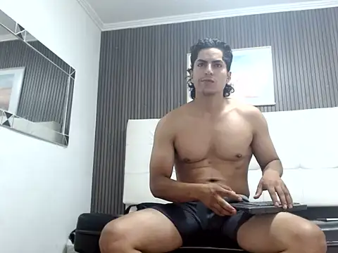 Alex Wolft online show from 07/29/26, 02:43