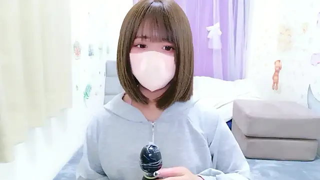 Snapshot of TSU-YU chatting on 05/15/26, 10:55 TSU-YU online show from 05/15/26, 10:55