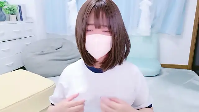 Snapshot of TSU-YU chatting on 05/19/26, 10:10 TSU-YU online show from 05/19/26, 10:10