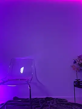 ScarletFlameee online show from 04/29/26, 06:06