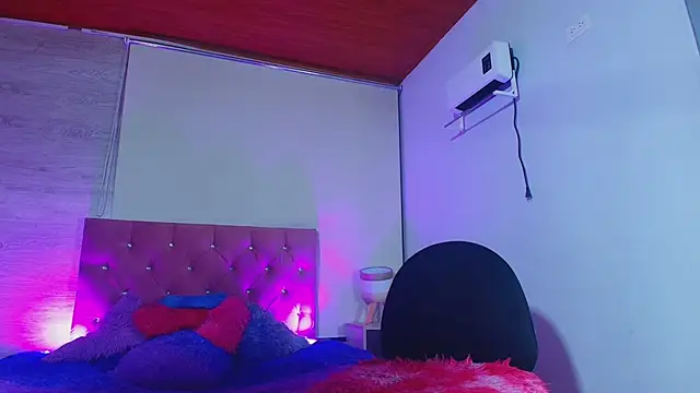 Sary LittleSmiles online show from 04/19/26, 04:12