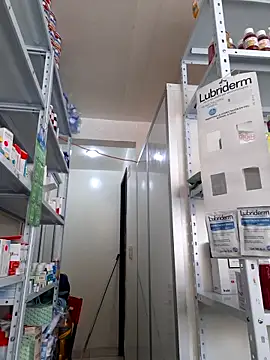 Dr Edna naughty online show from 04/17/26, 08:01