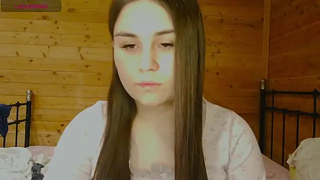 LucyMur online show from 03/25/26, 09:54