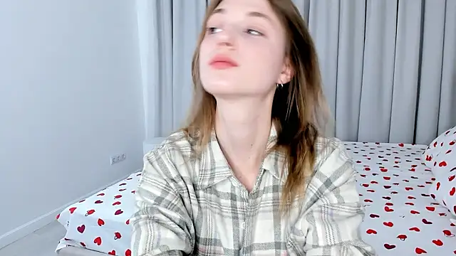 ErinnPieloch online show from 03/15/26, 07:42