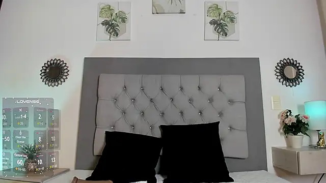 Arya Grey online show from 04/24/26, 02:58