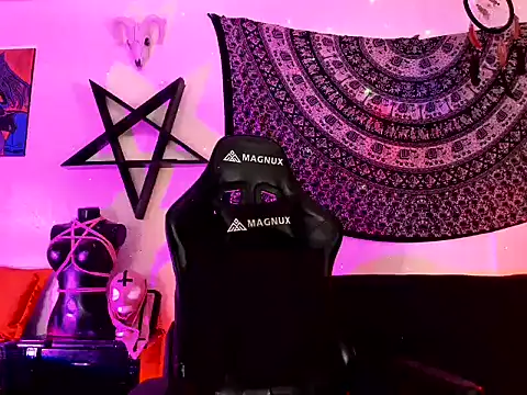 OnixWitch777 online show from 06/25/26, 04:00