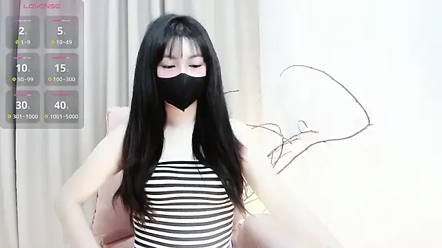 Sweet-Shuna online show from 03/17/26, 01:43