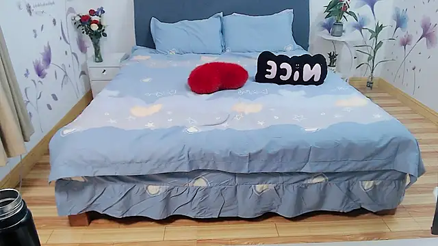 mila-baby-99 online show from 04/04/26, 01:19