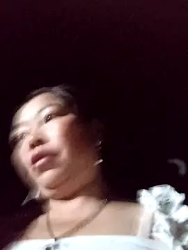 Yellow-pink online show from 04/02/26, 06:38