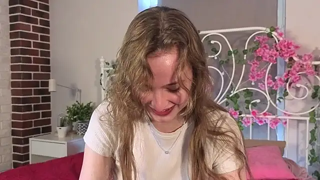 RubieHeiser online show from 04/21/26, 09:59