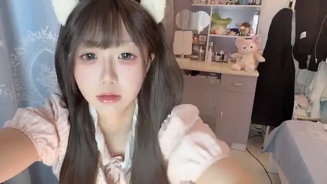 Snapshot of -peony- chatting on 03/26/26, 11:27 -peony- online show from 03/26/26, 11:27