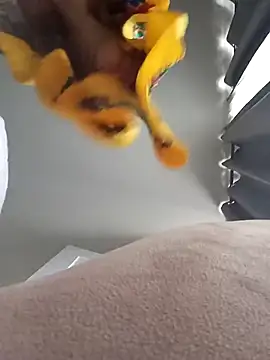 Blueneska online show from 04/30/26, 08:53