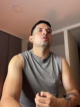 TroyeSavage online show from 04/09/26, 10:09