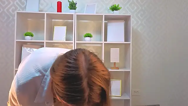 EsterCristofori online show from 04/25/26, 01:08