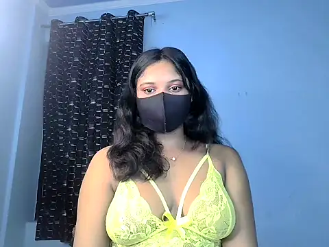Snapshot of KASHISH_SINGH_ chatting on 05/20/26, 04:13 KASHISH SINGH online show from 05/20/26, 04:13