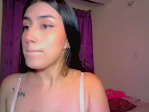 KattySquirtt online show from 04/24/26, 11:07