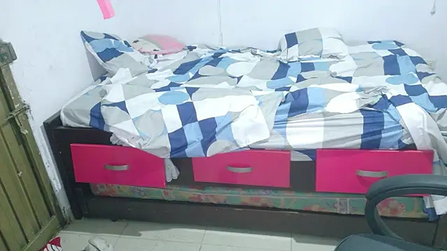 sexysofiaaa online show from 03/16/26, 05:02