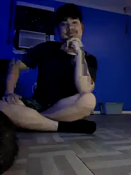derek0 17 online show from 05/12/26, 05:26