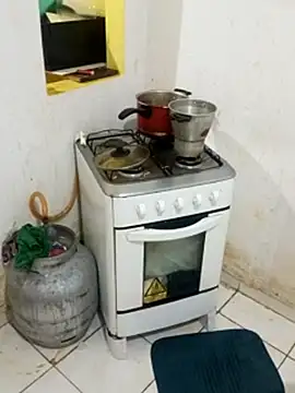 Larissa   br online show from 03/12/26, 02:45