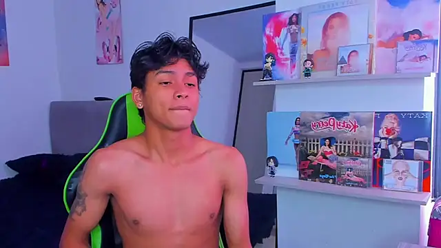 PaulTallx online show from 04/21/26, 07:06