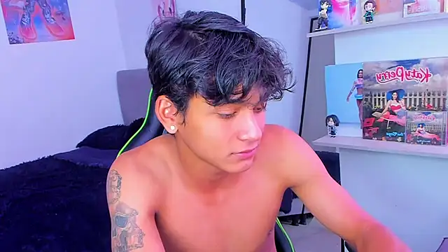 PaulTallx online show from 04/22/26, 07:26