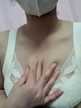 Milk-mlen037 online show from 04/16/26, 08:04