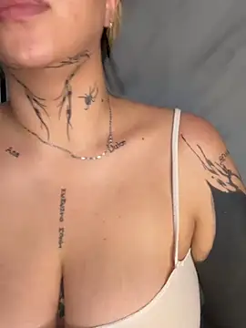 CarolQueen1  online show from 03/26/26, 01:06